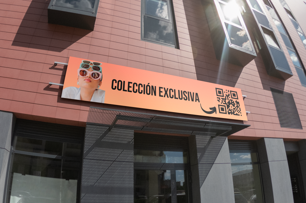 Rótulo LED exterior con codigo QR colección exclusiva gafas